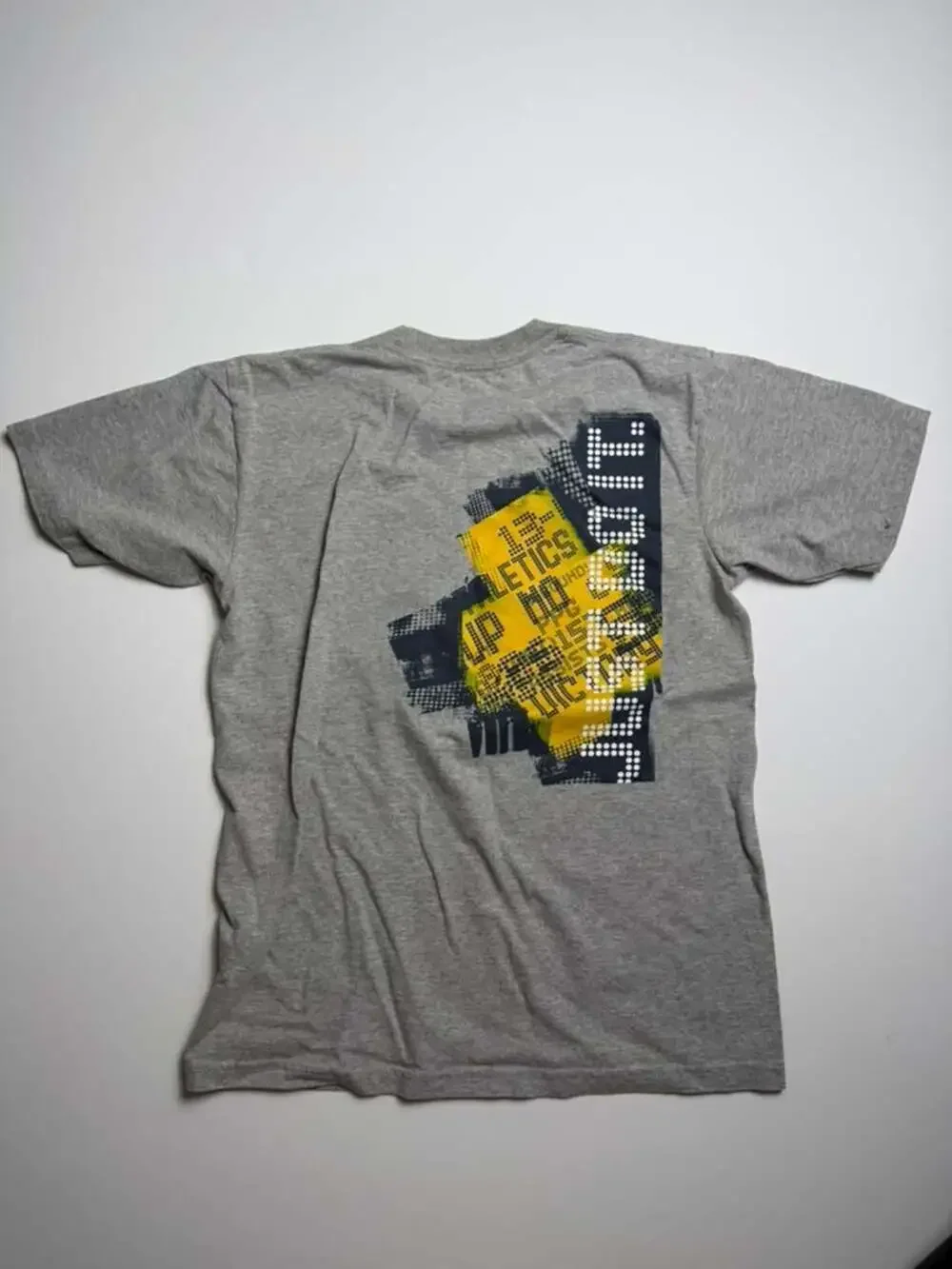 Nike Graphic T-Shirt Youth Boys Medium 10-12 Gray Cotton Tee